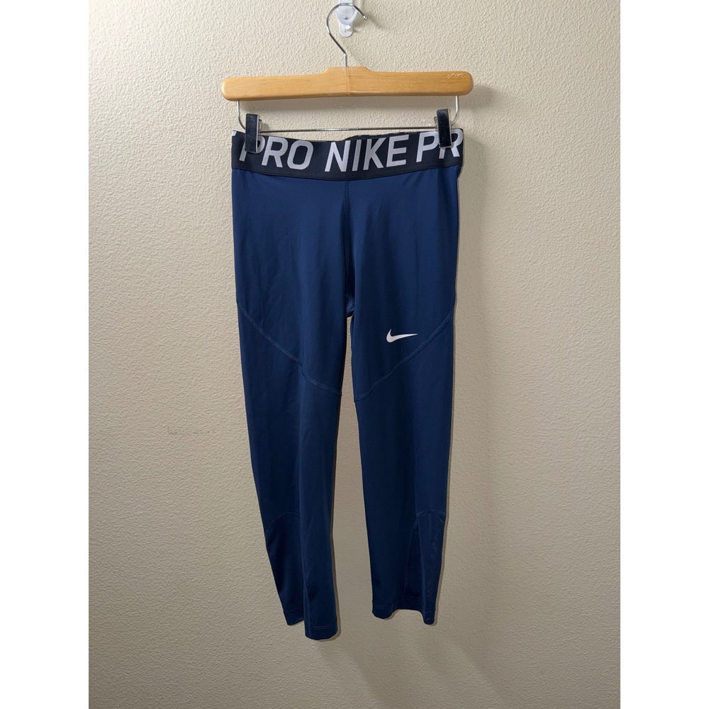 Women's Nike Pro Leggings Size Medium